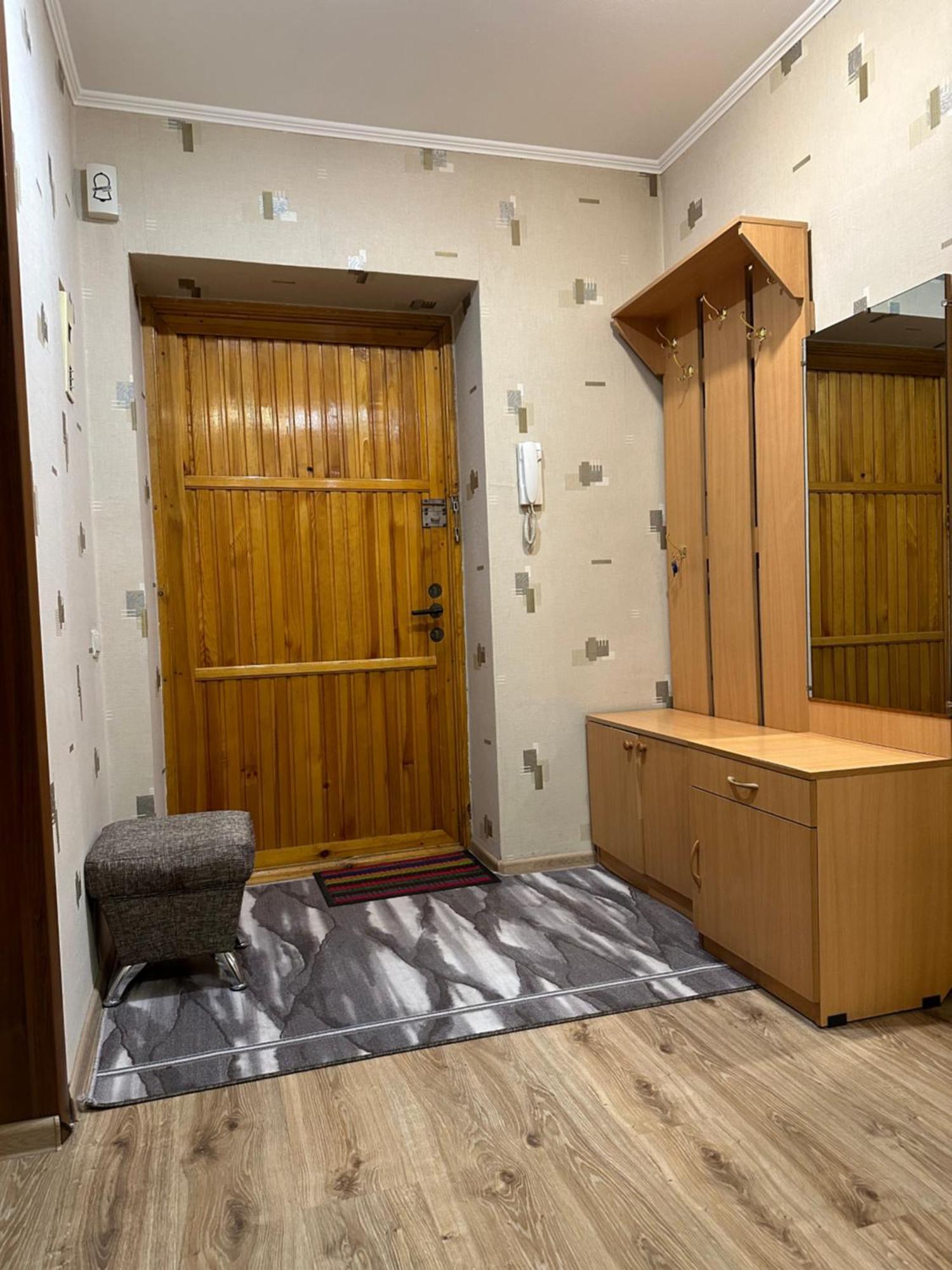 Cosy flat in the city center Apartment บิชเคก ภายนอก รูปภาพ