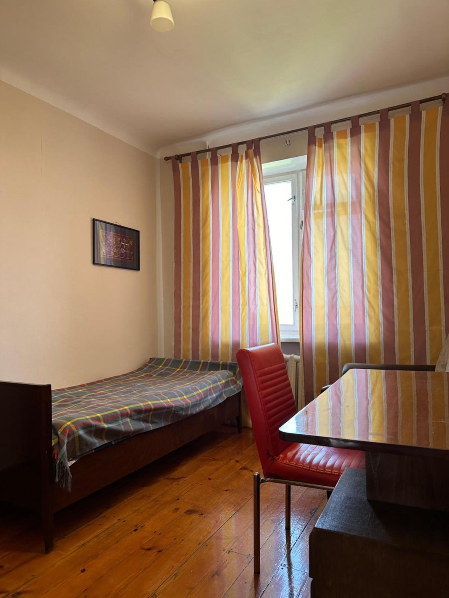 Cosy flat in the city center Apartment บิชเคก ภายนอก รูปภาพ